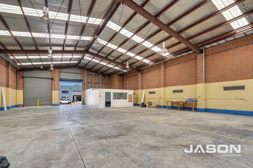 Click to view all images 20 Webb Road Airport West VIC 3042 - Image 3