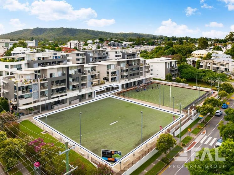 Click to view all images Shop 2/101 Clarence Rd Indooroopilly QLD 4068 - Image 1