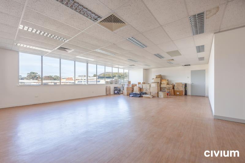 Click to view all images Level 1 Unit 1B/50-52 Colbee Court Phillip ACT 2606 - Image 3