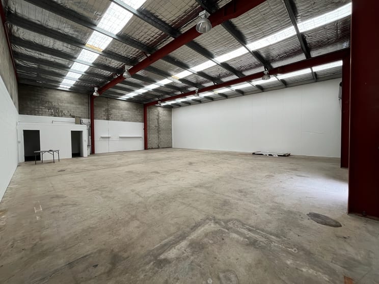 Click to view all images B/5 Technology Drive Warana QLD 4575 - Image 3