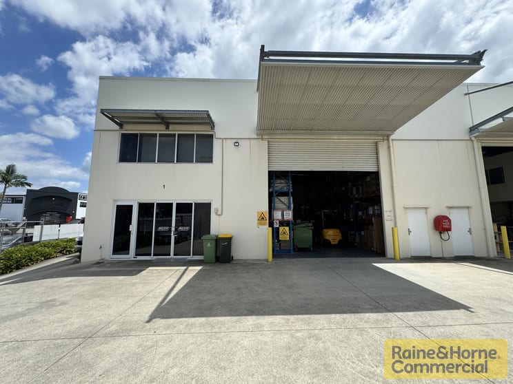 Click to view all images 1/15 Hinkler Court Brendale QLD 4500 - Image 2