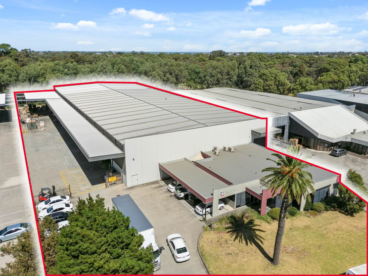 Click to view all images 50 Bond Street Mordialloc VIC 3195 - Image 1