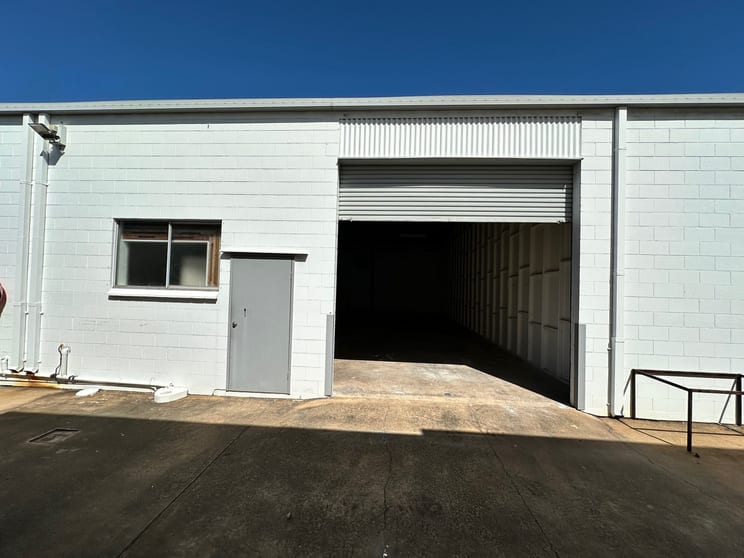 Click to view all images 1A/315 Bayswater Road Garbutt QLD 4814 - Image 2