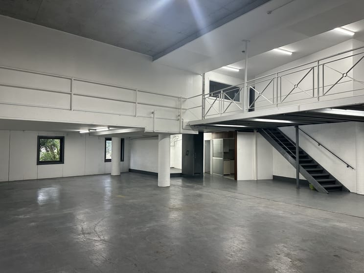 Click to view all images 8/36 Leighton Place Hornsby NSW 2077 - Image 3
