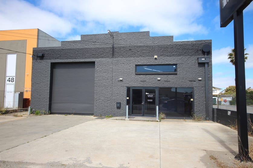 Click to view all images 46 Douro Street North Geelong VIC 3215 - Image 1