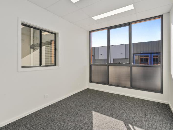 Click to view all images Warwick Farm NSW 2170 - Image 3