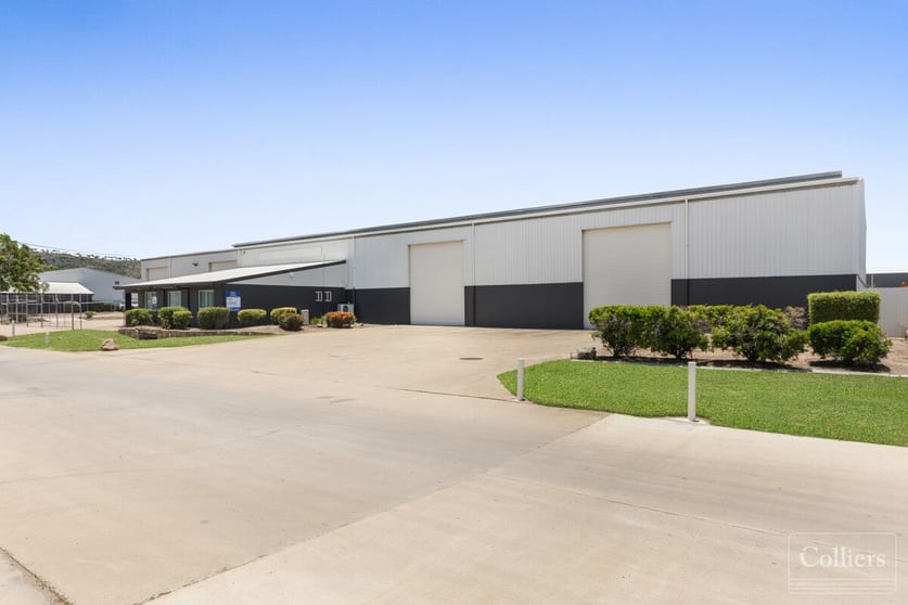 Click to view all images 5/704 Ingham Road Mount Louisa QLD 4814 - Image 1