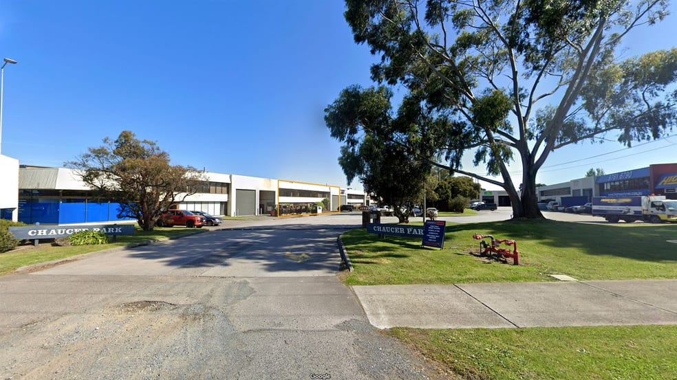 Click to view all images 3/143 Canterbury Road Kilsyth VIC 3137 - Image 3