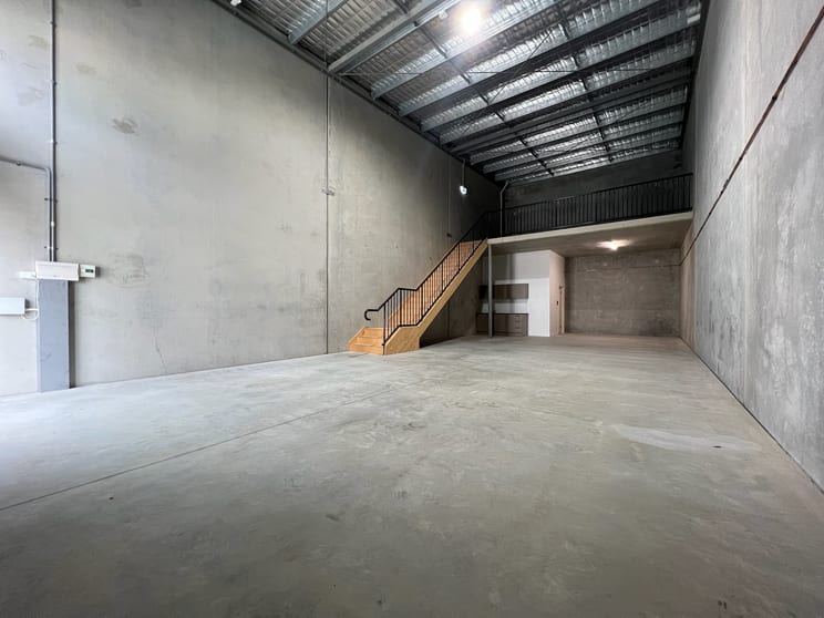 Click to view all images 3/9 Corporate Place Landsborough QLD 4550 - Image 3