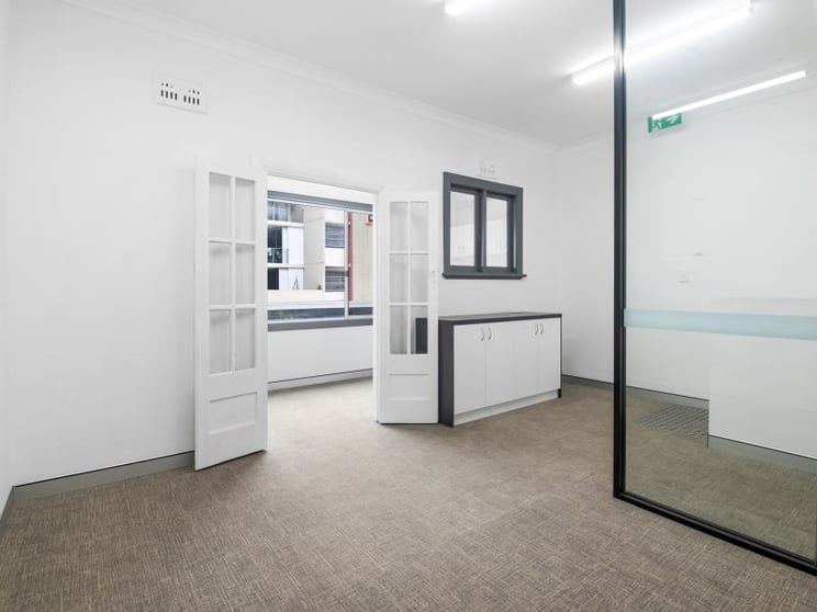 Click to view all images Whole Building/47 Rowe Street Eastwood NSW 2122 - Image 3