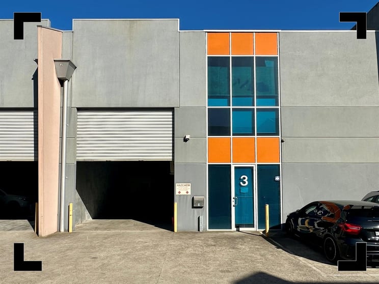 Click to view all images 3/10 Law Court Sunshine West VIC 3020 - Image 1