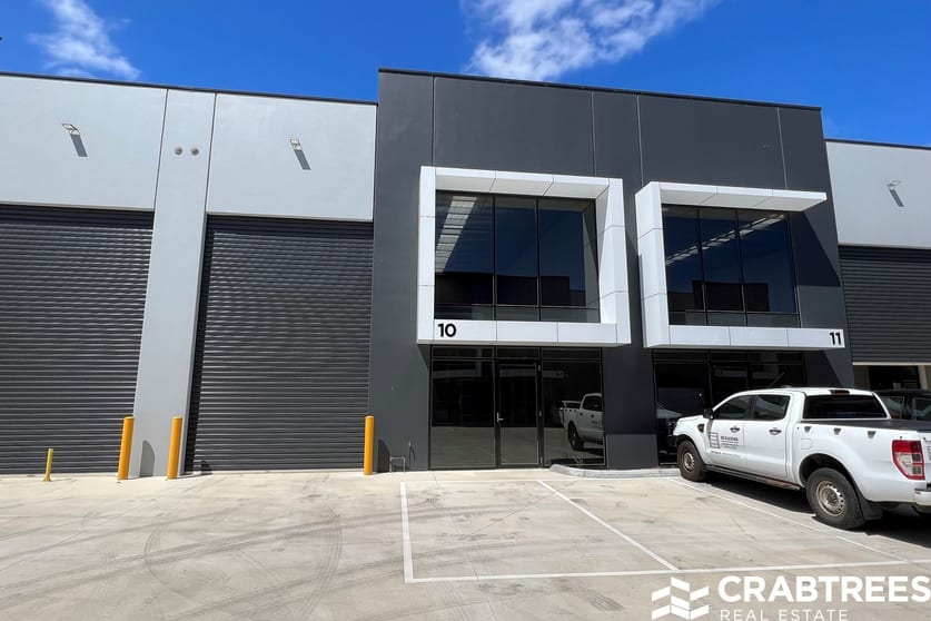 Click to view all images 10/140 Fairbank Road Clayton South VIC 3169 - Image 1