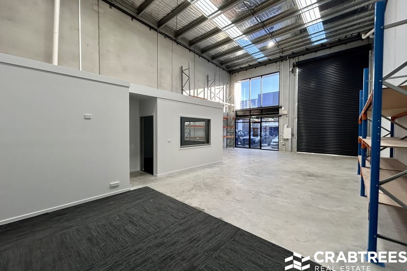 Click to view all images 10/140 Fairbank Road Clayton South VIC 3169 - Image 2