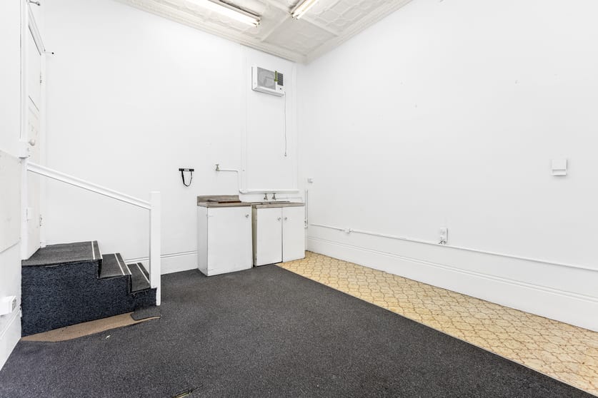 Click to view all images 110 Cambridge Street Stanmore NSW 2048 - Image 2