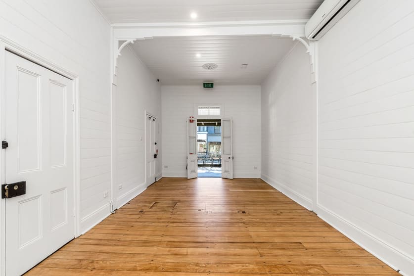 Click to view all images 3/32-34 Byron Street Bangalow NSW 2479 - Image 2
