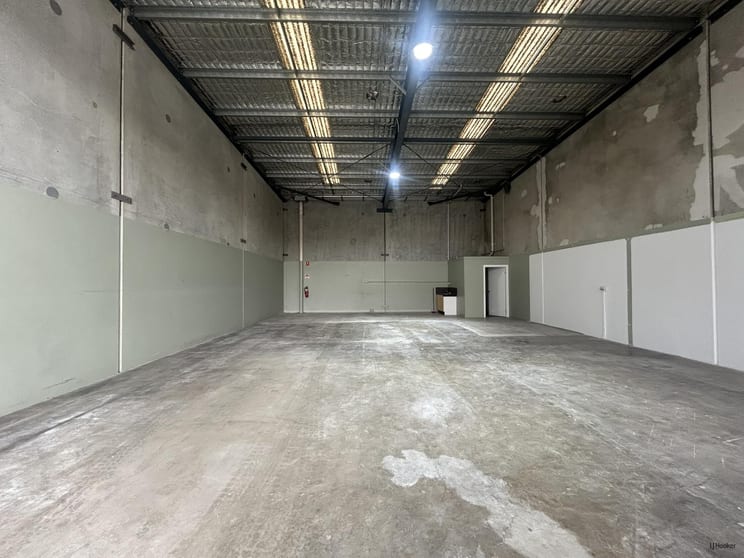 Click to view all images 6/17a Ern Harley Drive Burleigh Heads QLD 4220 - Image 1