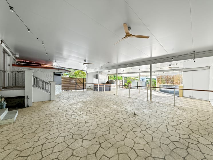 Click to view all images 1/43-47 Brisbane Road Newtown QLD 4305 - Image 3