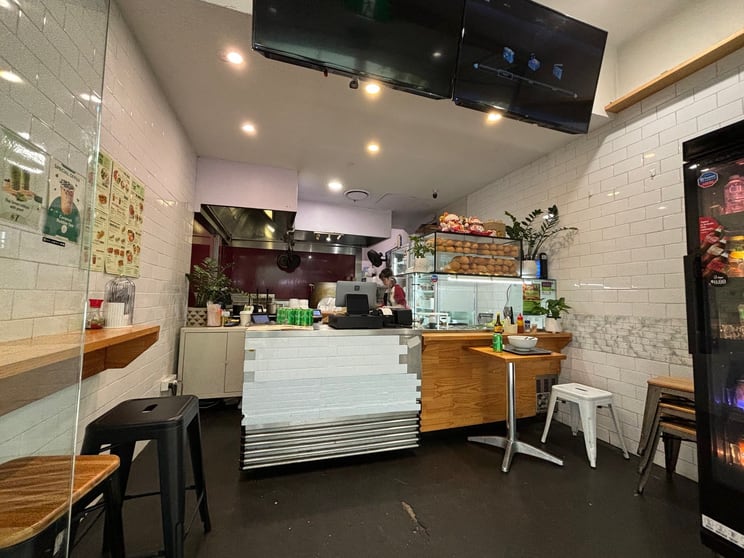 Click to view all images 74 Darlinghurst Road Potts Point NSW 2011 - Image 3