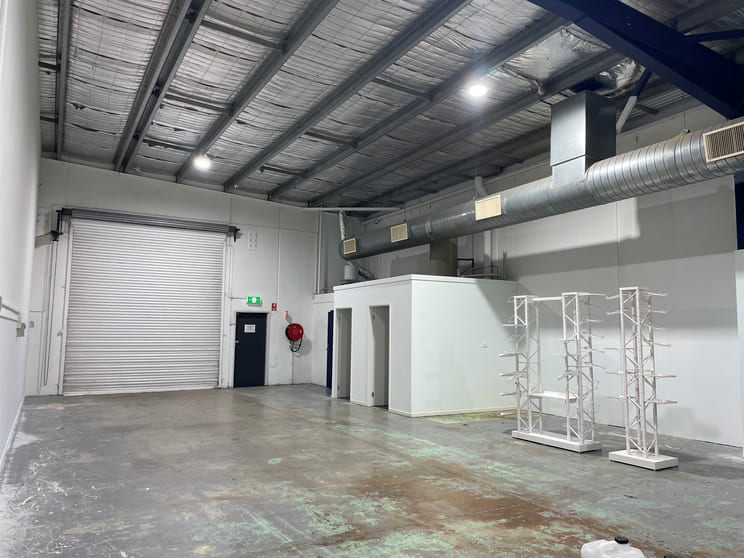 Click to view all images 2c/881-887 Burwood Highway Ferntree Gully VIC 3156 - Image 3