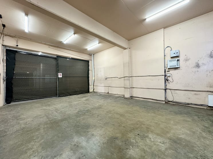 Click to view all images 98 Wyndham Street Alexandria NSW 2015 - Image 2