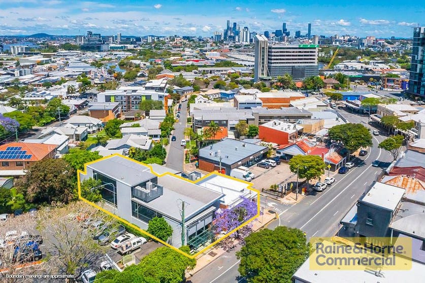 Click to view all images B/349 Sandgate Road Albion QLD 4010 - Image 2