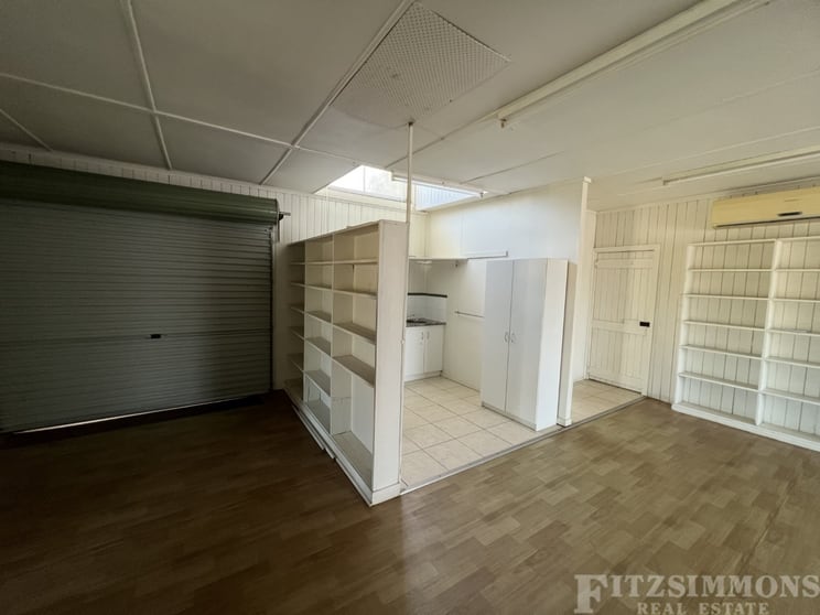 Click to view all images 11 Rochedale Street Dalby QLD 4405 - Image 2
