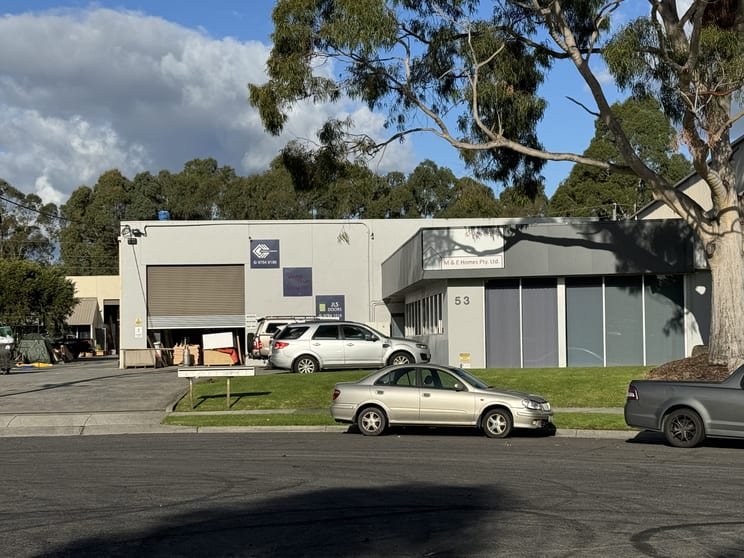 Click to view all images 1/53 Rushdale Street Knoxfield VIC 3180 - Image 2