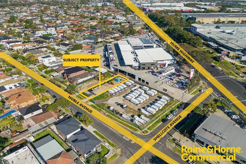 Click to view all images 306 Noble Avenue Greenacre NSW 2190 - Image 2