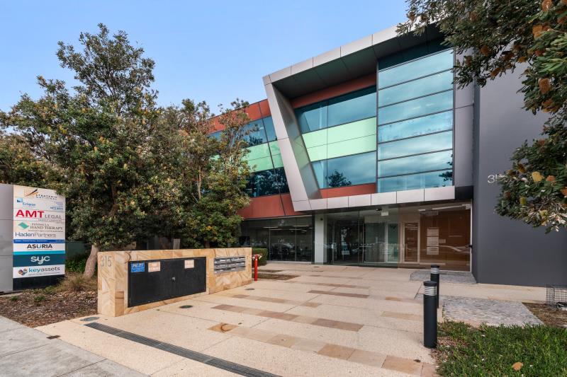 Click to view all images 315 Main Street Mornington VIC 3931 - Image 1