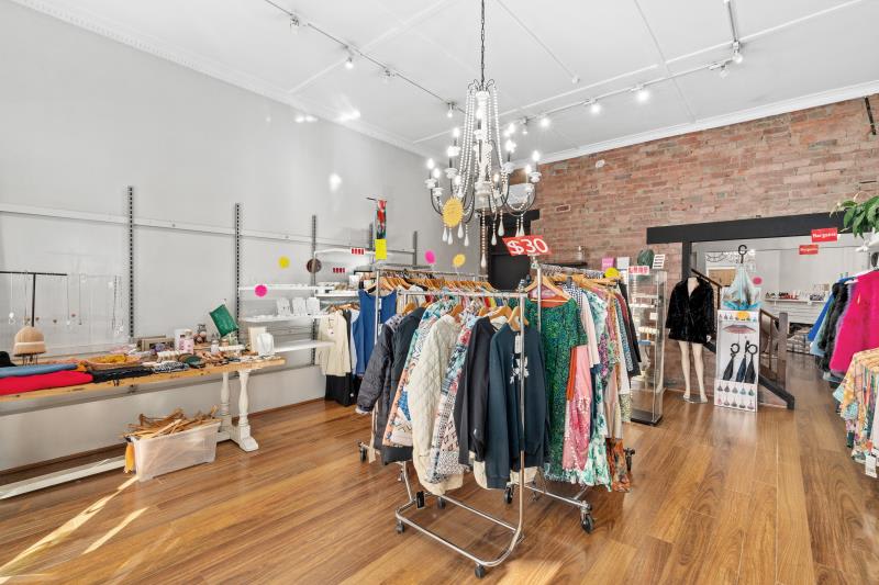 Click to view all images 1390 Toorak Road Camberwell VIC 3124 - Image 2