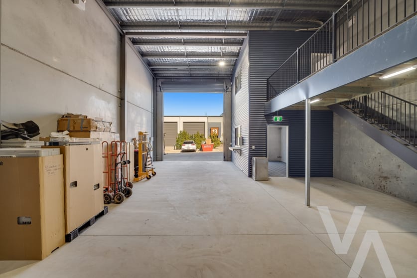 Click to view all images 4/15 Pacific Highway Gateshead NSW 2290 - Image 2