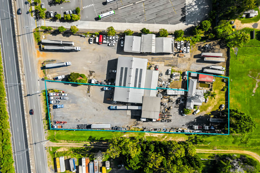 Click to view all images 3850-3858 Mount Lindesay Highway Park Ridge QLD 4125 - Image 3