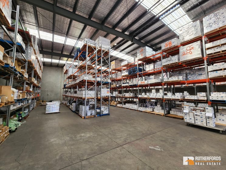 Click to view all images 17a Westside Drive Laverton North VIC 3026 - Image 3