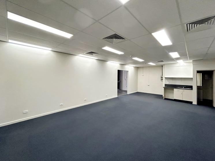 Click to view all images 6/9 Hoyle Avenue Castle Hill NSW 2154 - Image 3