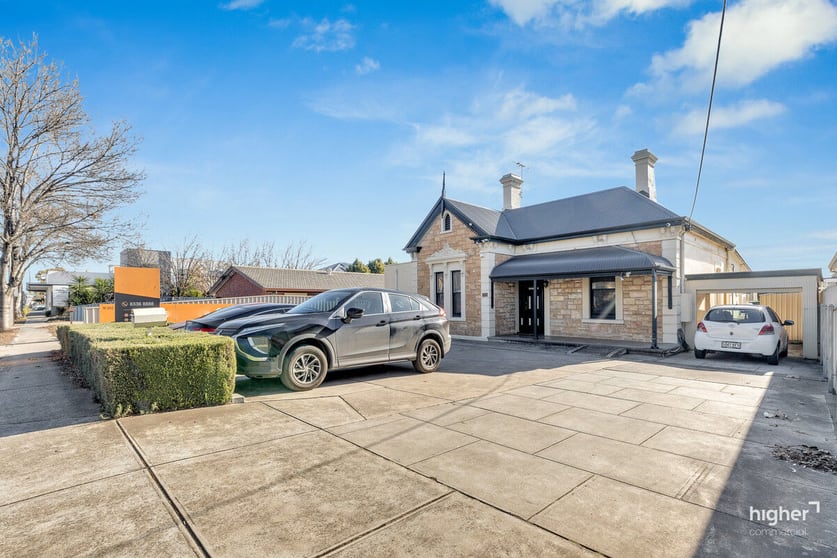 Click to view all images 653 Lower North East Road Paradise SA 5075 - Image 2