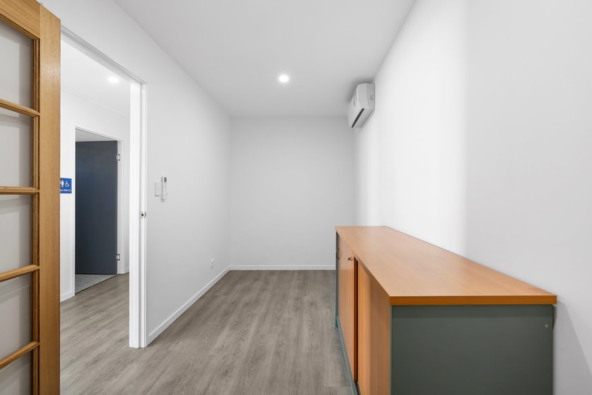 Click to view all images 9/43-45 Claude Boyd Parade Bells Creek QLD 4551 - Image 3