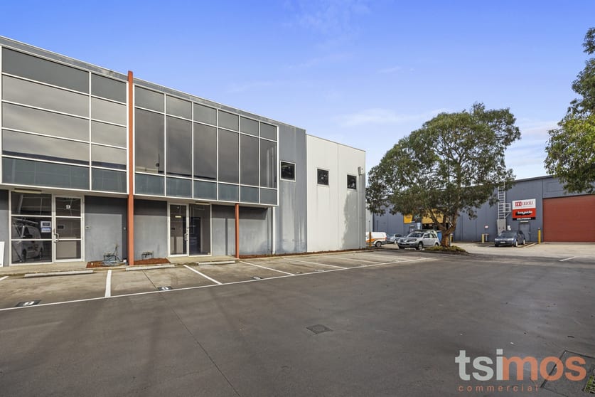 Click to view all images 10/200-208 Boundary Road Braeside VIC 3195 - Image 2