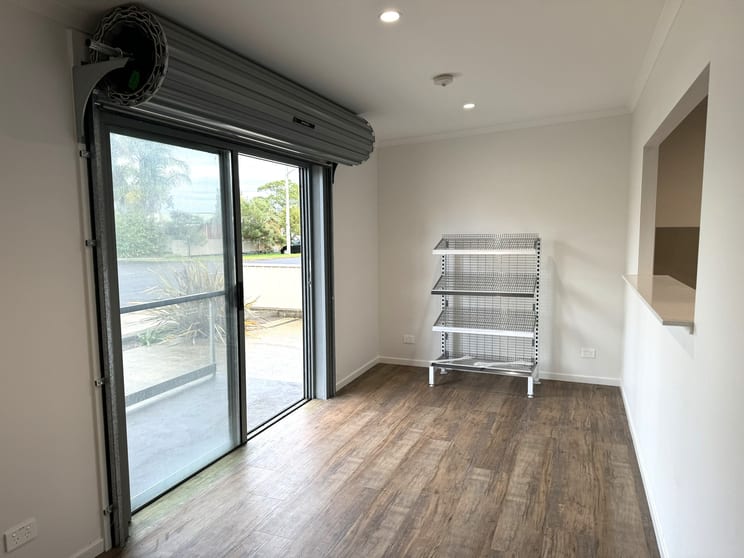 Click to view all images 34/17-21 Wharf Road Batemans Bay NSW 2536 - Image 3