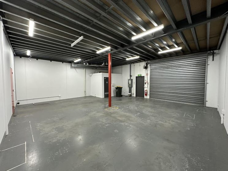 Click to view all images A4 - 8 Rogers Street Port Melbourne VIC 3207 - Image 2