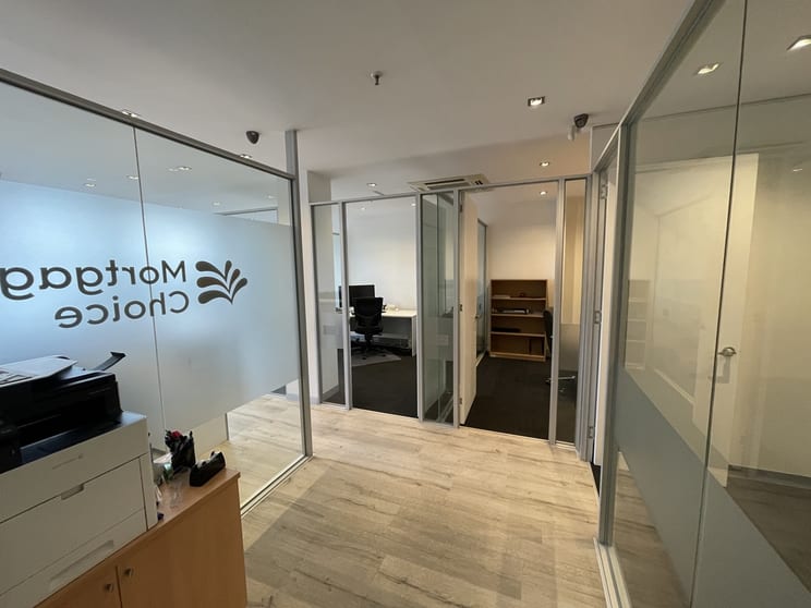 Click to view all images 146 Rouse Street Port Melbourne VIC 3207 - Image 3
