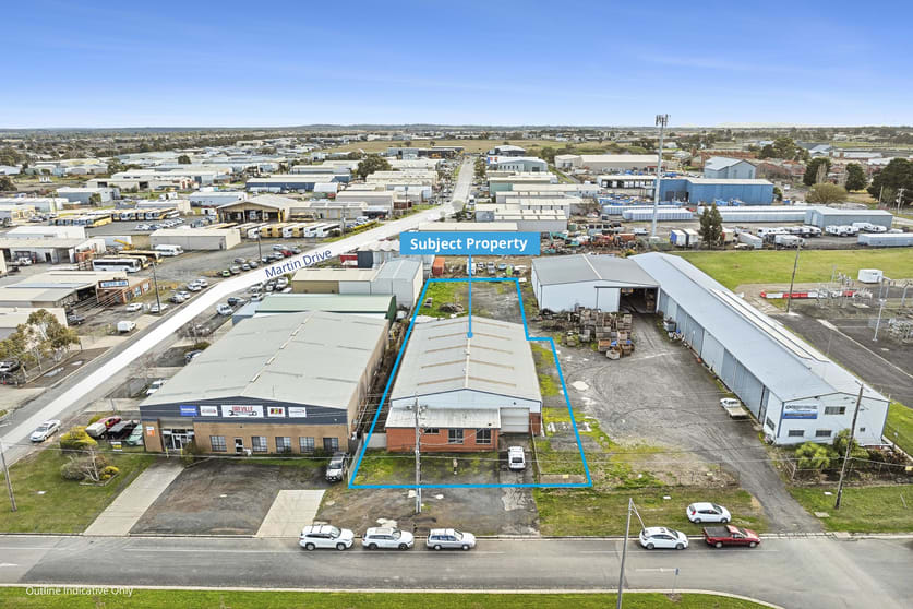 Click to view all images 306A Sutton Street Delacombe VIC 3356 - Image 1