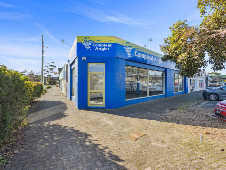 Click to view all images 9 Boneo Road Rosebud VIC 3939 - Image 1