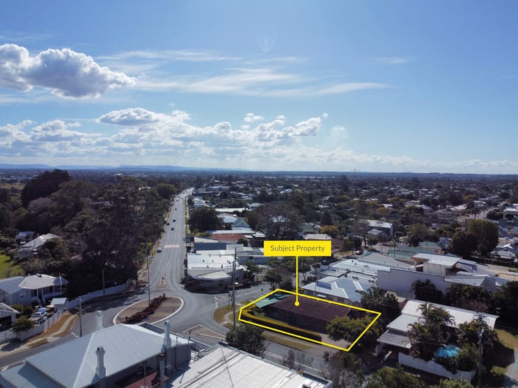 Click to view all images 3 Bald Hills Road Bald Hills QLD 4036 - Image 2