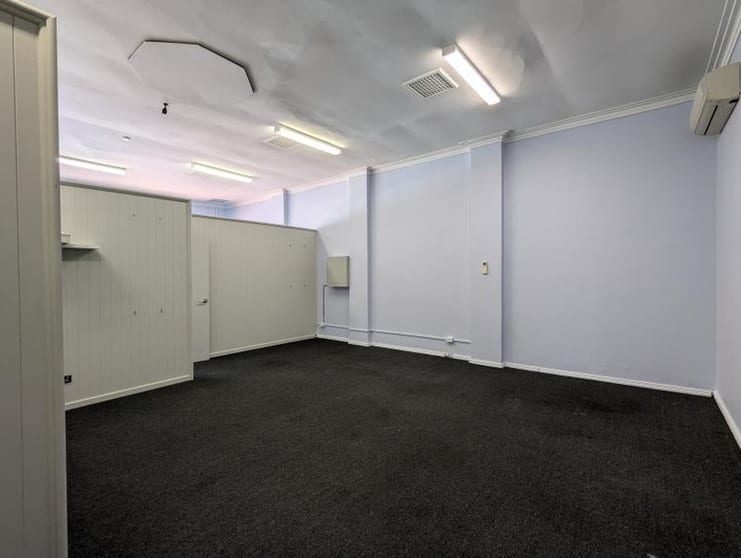 Click to view all images 50 Belvidere Street Belmont WA 6104 - Image 2