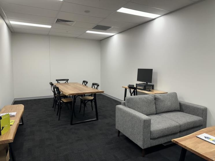 Click to view all images Level 1 Suite 120/159 Mann Street Gosford NSW 2250 - Image 2