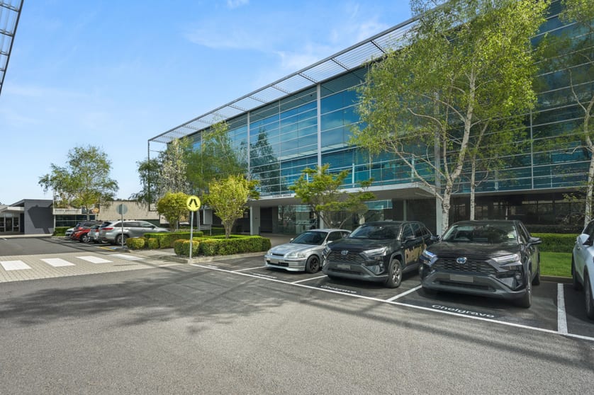 Click to view all images Chifley Business Park 3 Joseph Avenue Moorabbin Airport VIC 3194 - Image 1