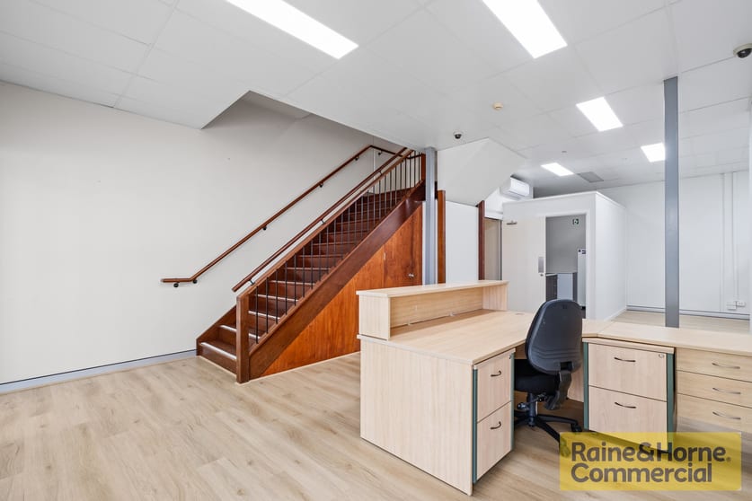 Click to view all images 18/10 Depot Street Banyo QLD 4014 - Image 2