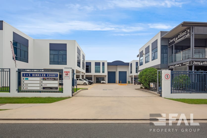 Unit 4/3-5 Hinkler Court Brendale QLD 4500 - Image 1