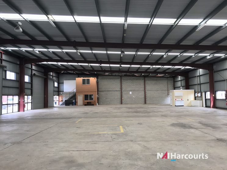 Click to view all images 120 South Pine Road Brendale QLD 4500 - Image 1
