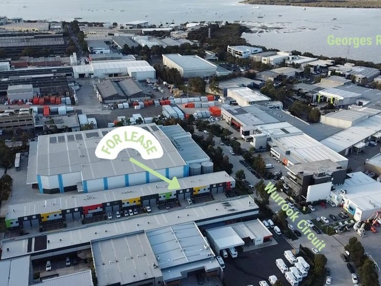 Click to view all images 19/18 Wurrook Circuit Caringbah NSW 2229 - Image 2